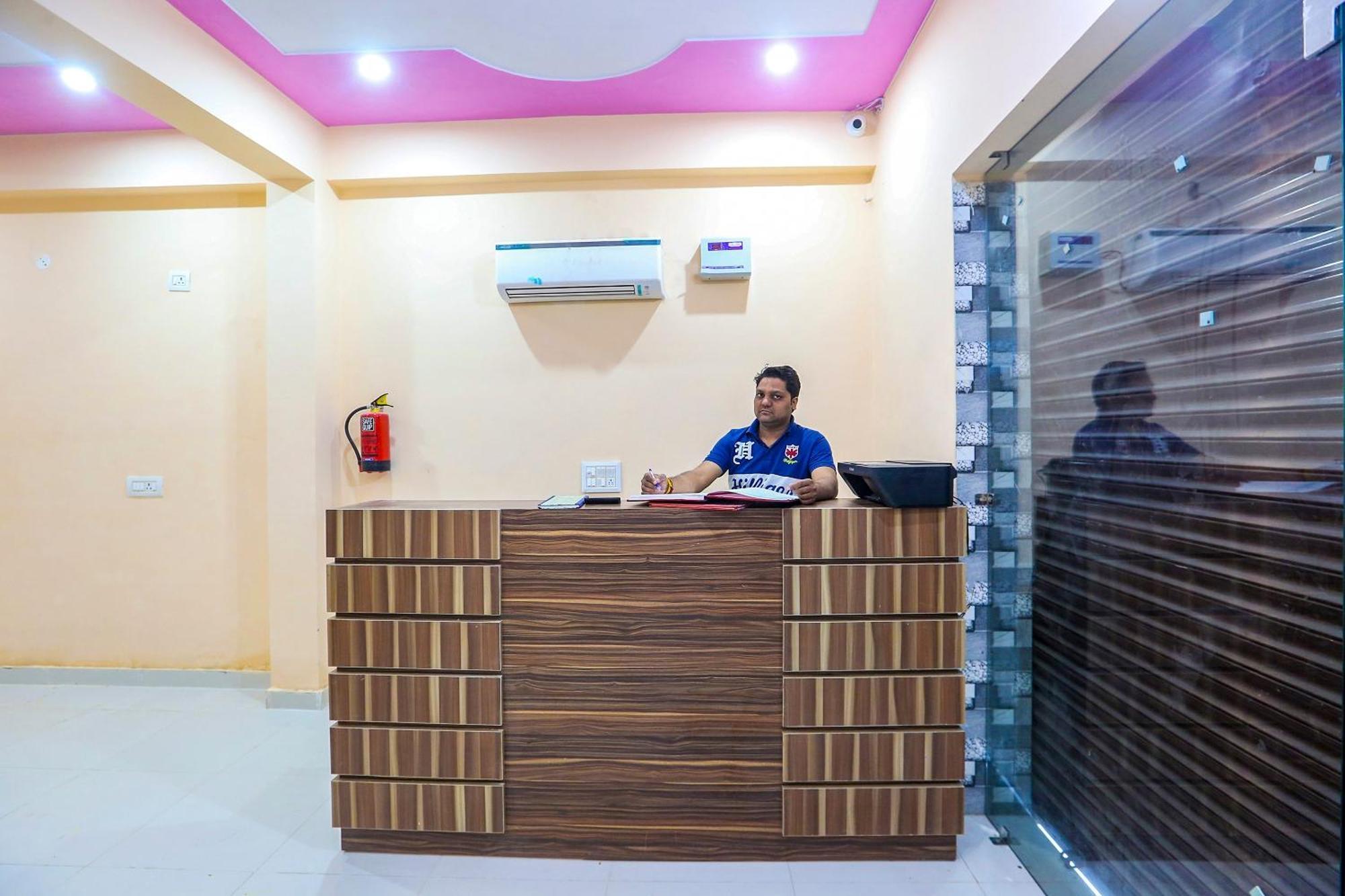 Hotel O Royal Villa Gurgaon Luaran gambar